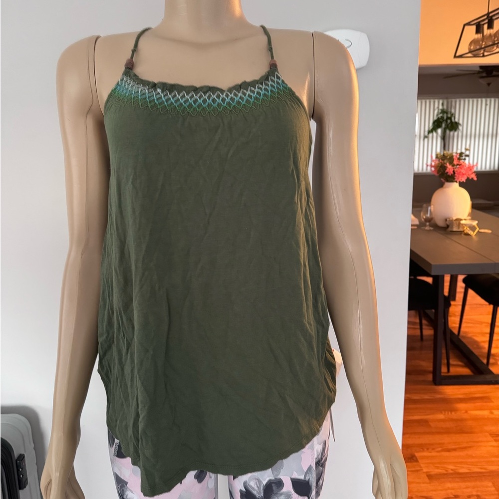 Gap tank top
